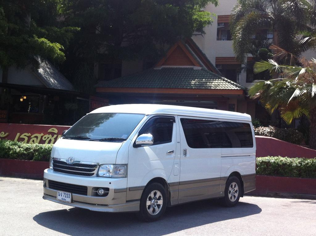 The Residence Hotel -Sha Extra Plus Chiang Mai Esterno foto