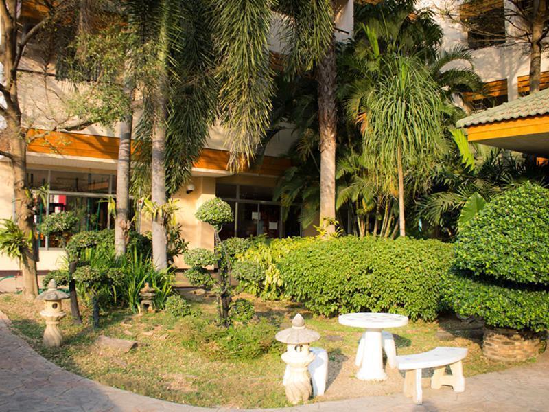 The Residence Hotel -Sha Extra Plus Chiang Mai Esterno foto