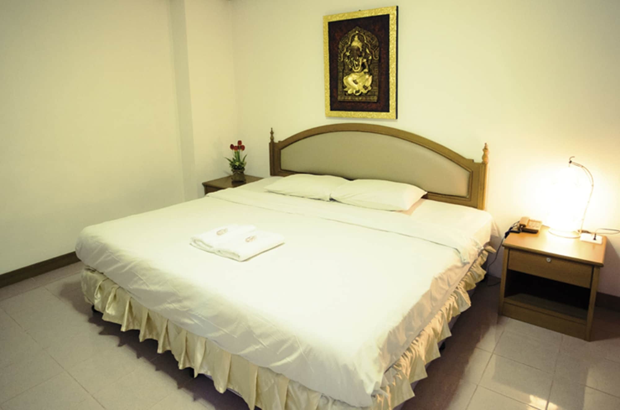The Residence Hotel -Sha Extra Plus Chiang Mai Esterno foto